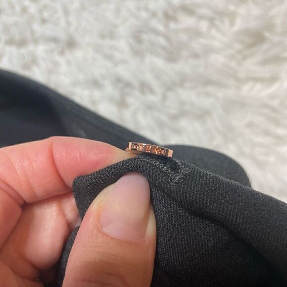 Kit and Ace Womens Crop Dress Pants Black Size 35x24 Trousers Gold Zipper Detail - Picture 11 of 12